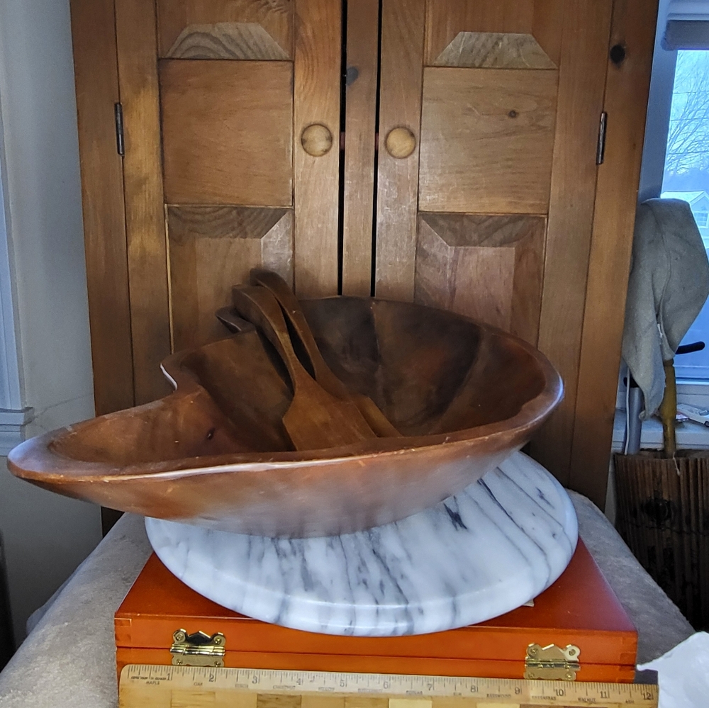 Elegant Wooden Bowl Set - Picture 6 of 17